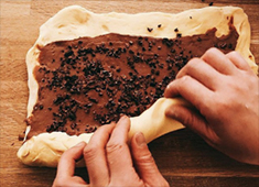 株式会社ドレステーブル／TruffleBAKERY(トリュフベーカリー) 求人 ゆくゆくは新商品の開発にも携わっていただきます。アナタの提案したパンが店頭に並ぶ日も遠くありませんよ！