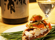 神宮前はなれ 求人 鮮度にこだわり、素材を活かしたお料理を提供いたします。