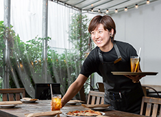 株式会社 MOTHERS／MORETHAN BAKERY／MOTHERS ORIENTAL、他 求人 当社では女性スタッフ・既婚者も多く働いており、入社後に結婚・出産をしたスタッフも在籍！そういった面の安定感も抜群！