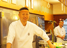 株式会社金太楼鮨本店 求人 中途入社のスタッフも多いので、あなたの不安な気持ちもわかるスタッフがいますのでご安心を！