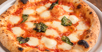 Pizza Napoletana i-rottah（イ・ロッタ） 求人