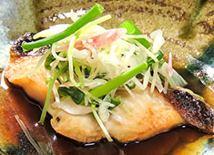 「旬魚・地酒・焼酎 いっとく」 求人 全国から旬の魚を仕入れます。希少な魚も提供していきたいですね！