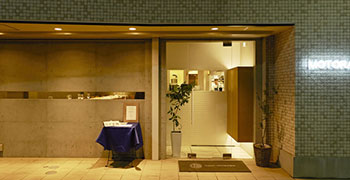 「MOTORA Italian restaurant」「NIHIRO」 求人