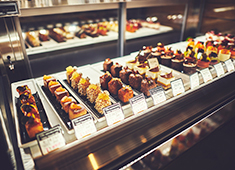 ベーカリー・パティスリー TINY BREAD&CAKE 求人 商品開発にも積極的に携われます。あなたのアイデアでお客様を笑顔にしていきましょう！