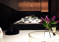 「MOTORA Italian restaurant」「NIHIRO」 求人 リニューアル後の上質な内装