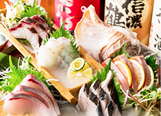 株式会社すずや 求人 ▲魚と野菜、そして日本酒をウリにした、客単価4500円の和食居酒屋！業績も良好で独立希望者にも最適！