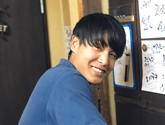 「やきとん てるてる」「おさかな てるてる」／合同会社 ブルイエ 求人