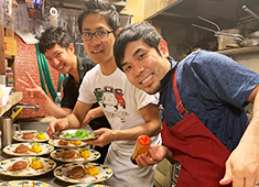 PIZZERIA DA GRANZA（ピッツェリア ダ グランツァ） 求人 麻布十番の巨匠としても某番組で2度出演した経歴もあるオーナーは西麻布の名店『アルポルト』にて修行経験もあります。