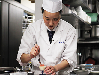 銀座 創作料理 櫻（SAKURA）／Leap株式会社 求人