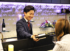 銀座 創作料理 櫻（SAKURA）／Leap株式会社 求人 トップダウンではなく、スタッフのアイデアを重視しているので、独立志向のある方にも最適！若手～中堅活躍中の好環境★