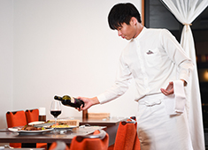 BOULANGERIE Cafe Ruban（リュバン）、RESTAURANT MEGUMI（メグミ）／株式会社フローラ企画 求人 新しい事業を一緒につくっていきましょう！自由度も高いので、あなたの経験を活かしたアイデアも大歓迎です。