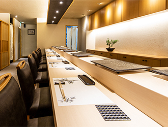 「鮨 七海（なのうみ）」「横浜 すし通」、他 求人