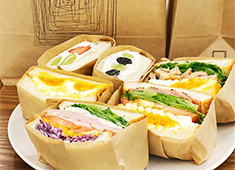 麥乃（ムギノ）／デライト株式会社 求人 当社自慢の食パンと、源泉した食材を使用し、ちょっと贅沢なサンドイッチを提供しています！