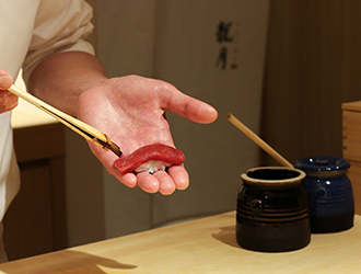 龍月 SUSHI 求人