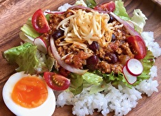 桜キッチンカフェ 求人 店内調理・食材にこだわったカフェメニューを提供中！クオリティには自信を持っています。