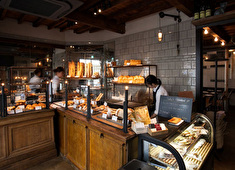 【株式会社 MOTHERS】MORETHAN BAKERY／Trattoria e Pizzeria MOTHERS、他 求人 1品に集中し、店内調理にこだわり料理を提供中！技術の向上を目指す方もご納得の環境が揃っていますよ！