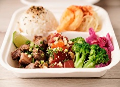 M-STAR DINING INC｜エムスターダイニング 株式会社 求人 人が好きな方や人を喜ばせることが好きな方大歓迎！協調性を大切にしながらより良いお店を創っていきましょう！