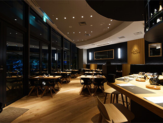 「37 Steakhouse&Bar」「Artisan de la Truffe」「十十六（そとろく）」「K36│The Bar&Rooftop」／株式会社 スティルフーズ 求人