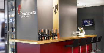 FRANCIACORTA BAR（フランチャコルタバー）／株式会社シーズン 求人
