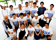 「五島列島リゾートホテル MARGHERITA」「五島列島リゾートホテル MARGHERITA 奈良尾」 求人 都会を離れ、海山の自然に囲まれた環境で新しいチャレンジをしてみませんか？