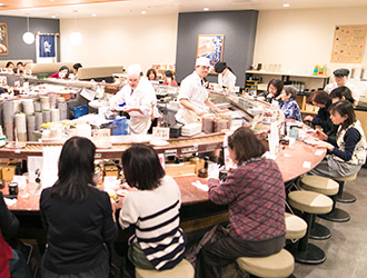 【グルメ廻転寿司】【立ち飲み寿司】／株式会社ネオ・エモーション 求人