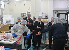 【グルメ廻転寿司】【立ち飲み寿司】／株式会社ネオ・エモーション 求人 しっかりとした研修制度を完備。成長速度が違います！