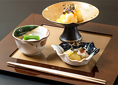 株式会社 未来ビジョン 求人 ▲毎日仕入れる食材を中心に「走り・旬・名残」を織り交ぜたコース内容
