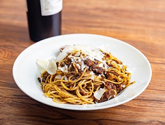 TK NIGHTCLUB restaurant（ティーケー ナイトクラブ レストラン） 求人 パスタやピザなども提供予定です。洋食系の経験が活かせる環境です。