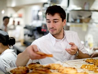 Maison Landemaine Japon（メゾン ランドゥメンヌ ジャポン） 求人 フランス伝統製法を使った職人の手仕事にこだわる「クロワッサン」。ここでしかできない経験を積みませんか？