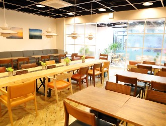 Cafe & Dining ICHI no SAKA（イチノサカ）／株式会社シルバーバックス・プリンシパル 求人 調理経験者を大歓迎！基本19時までの勤務なので、プライベートも充実できる環境です。