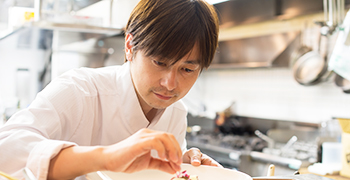 HATAKE CAFE 新宿 求人