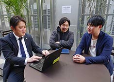株式会社 フードリヴァンプ 求人 自由度の高い社風が魅力。幹部の年齢も若く、事業部が異なっても気軽に相談できる関係で風通しはバツグン。