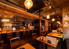 「鳥舟」「新店(店名未定)/カジュアル鉄板居酒屋」 求人 開業時は15席の小さなお店からスタートしました！2020年3月にすぐ近くの広い店舗へ移転！！