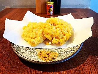 大衆酒場カラカゼ／株式会社とらいば 求人 旬の野菜はシンプルに仕上げています。メニューはどんどん新しいものを取り入れていくので、あなたの提案も大歓迎です！