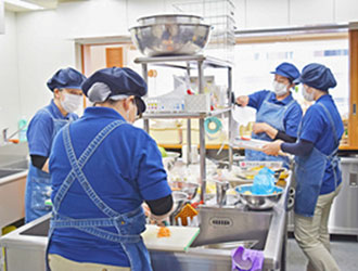 安田物産 求人