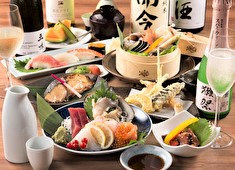株式会社 魚力【東証一部上場】 求人 鮮魚ジャンルだけでなく、和食・居酒屋ジャンルでも飲食店を展開しているので、幅広いご経験が活かせる職場です！