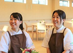 HITOWAフードサービス株式会社 求人 風通しの良い社風でコミュニケーションを大切にしています。楽しく充実した毎日を過ごしましょう。