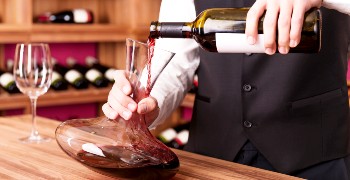 Wine salon Les amoureux／ワイン サロン レザムー 求人