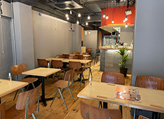 「肉×日本酒 Fukuyaバル」「串焼き居酒屋 福家」「和菓子 楓」／株式会社 金福商店 求人 各店舗、感染症対策をしっかり行った上で営業しています。