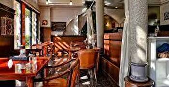 Pasta&Cafe LA☆COLLINA（パスタ＆カフェ ラ コリーナ） 求人