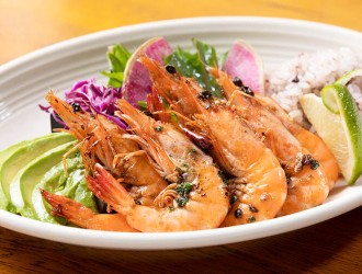 HANAO CAFÉ（ハナオ カフェ） 求人 現地さながらのハワイアン料理！高度な調理経験が必要なメニューではないので、経験の浅い方も大歓迎です。
