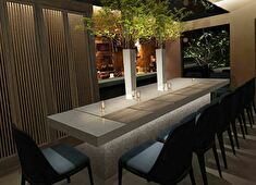 H VIEW 株式会社 求人 『RESTAURANT HYENE』一組のお客様を大切にしつつ、完全予約制にてライブ感溢れる空間を演出し営業中！