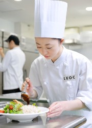 株式会社LEOC（レオック） 求人