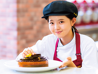 平岡調理・製菓専門学校 製菓衛生師科