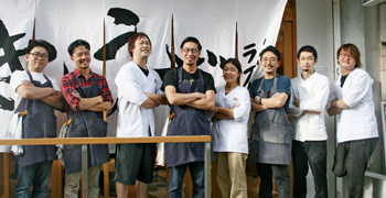 Yorgo／餃子のラスベガス 求人