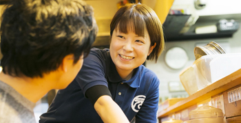 つけ麺 博多中華そば まるげん 求人