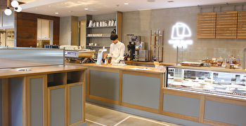 green bean to bar CHOCOLATE／WHITE GLASS COFFEE／GREEN THUMB／株式会社ロイヤル・アーツ 求人