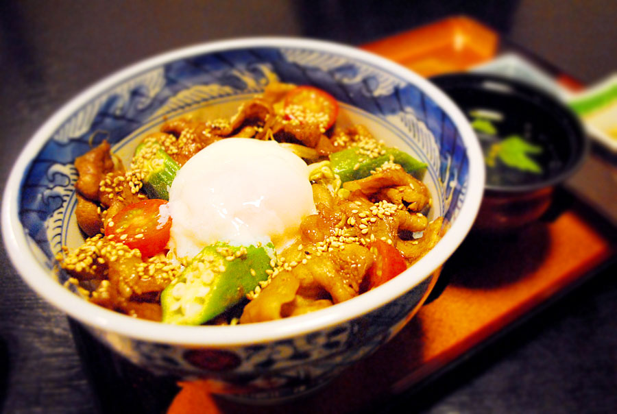 たまらん美味さ！とろ～り温泉たまごが鹿児島の食材に絡む「温たまらん丼」 飲食業界情報グルトピッ！by飲食求人グルメキャリー