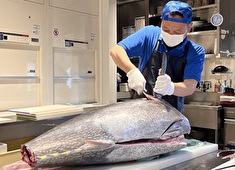 株式会社 スタイルスグループ 求人 漁師直送のこだわりの鮮魚を、活かした調理法でおもてなしします。魚好き大歓迎！