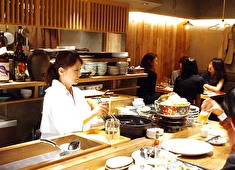 【居酒屋 周平グループ】有限会社モーリ 求人 20代～50代迄が協力し合う穏やかな人間関係は楽しく勉強になります。きっと入社初日から馴染んでいただけますよ。